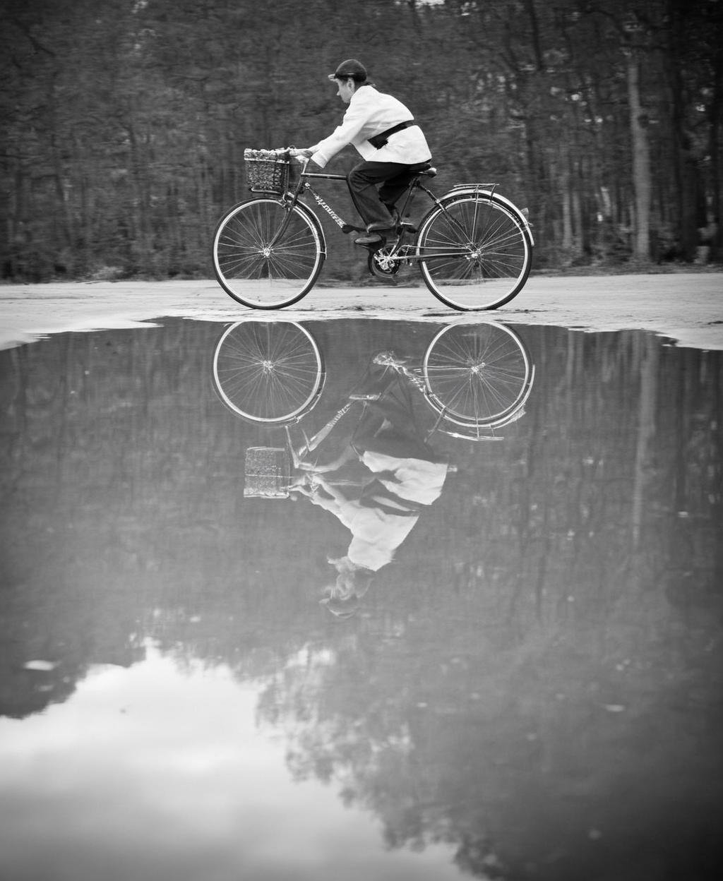 <lora:SDXL_Reflections_Sa_May:1> reflections,  bicycle 