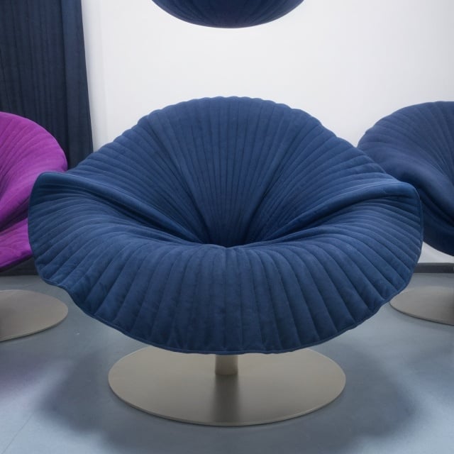 Bloom Swivel Easy Chair Kenneth Cobonpue