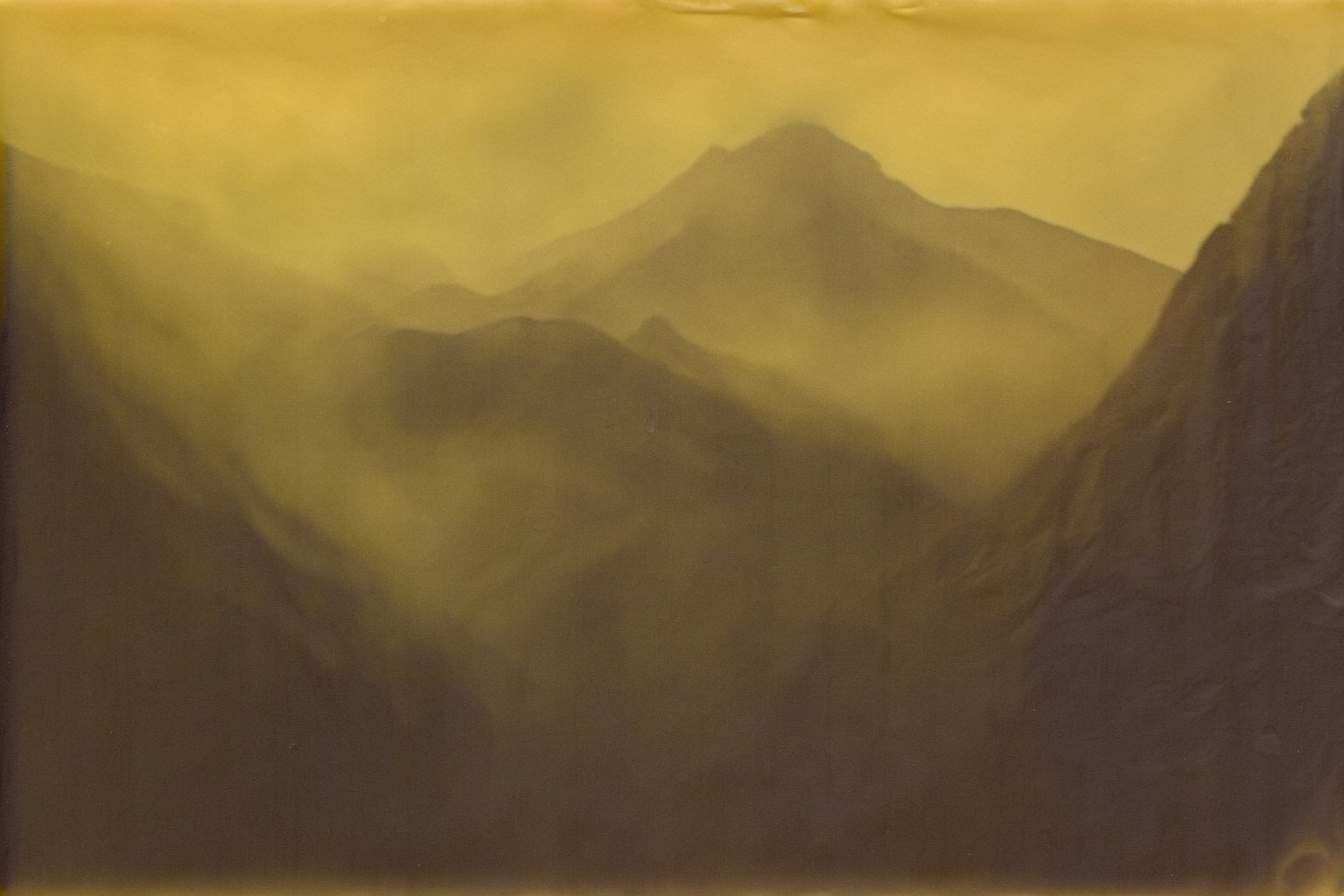colouring_experiment_analogue, a foggy mountain, hard shadow
