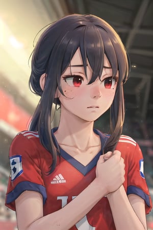 (wearing soccer_uniform:1.3),red uniform, good hand,4k, high-res, masterpiece, best quality, head:1.3,((Hasselblad photography)), finely detailed skin, sharp focus, (cinematic lighting), collarbone, night, soft lighting, dynamic angle, [:(detailed face:1.2):0.2],(((inside_soccer_field))), outside