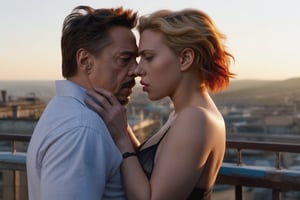 Tony Stark y una sensual Natsaha Romanoff (Scarlet Johansson) observando el atardecer desde el balcón de su mansión. Toma panorámica,photo r3al,scarlett johansson