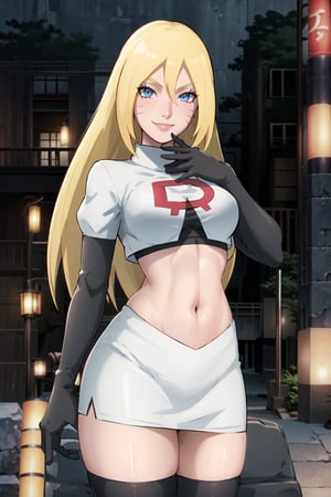 (best quality), (highly detailed), masterpiece, (official art), boruko, facial mark, long hair, blonde hair, blue eyes, posing, lips,( evil smile), Team Rocket, cropped jacket, white jacket, crop top, jacket, gloves, black gloves, elbow gloves, navel, midriff, white skirt, miniskirt, skirt, thighhighs,, looking at viewer, china, asiática, city, night, sky, (intricately detailed, hyperdetailed), blurry background,depth of field, best quality, masterpiece, intricate details, tonemapping, sharp focus, hyper detailed, trending on Artstation,1 girl, high res, official art,