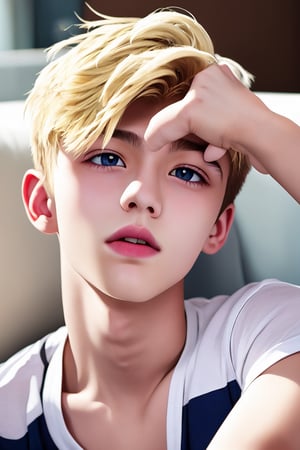 korean boy artist 16 year pld,cute blond boy