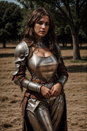 beautiful woman, good posture, solo, toned
dark brown shoulder length wavy messy hair, thicc, fit


sexy
adventurous, 
 fierce, motivated 
feminine

standing in a field in the 1500s
portait

looking at camera
cuban italian

serious, confident
portrait, 50mm, film grain, bokeh, closeup

wearing medival armor,medieval armor