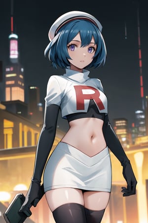 (best quality), (highly detailed), masterpiece, (official art), Team Rocket, cropped jacket, white jacket, crop top, jacket, gloves, black gloves, elbow gloves, navel, midriff, white skirt, miniskirt, skirt, black thighhighs,, looking at viewer, china, asiática, city, night, sky, (intricately detailed, hyperdetailed), blurry background,depth of field, best quality, masterpiece, intricate details, tonemapping, sharp focus, hyper detailed, trending on Artstation,1 girl, high res, official art, Millium Orion,