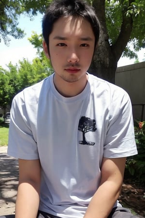 solo, looking at viewer, shirt, black hair, 1boy, jewelry, white shirt, upper body, short sleeves, male focus, outdoors, day, black eyes, bracelet, tree, realistic, bead bracelet, photo background, Thinning hair baldness