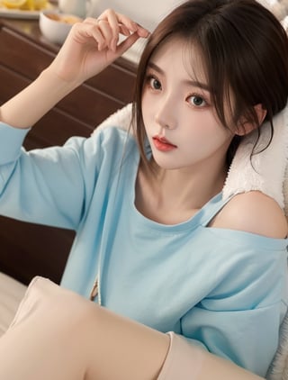 (1 cute Korean star) Shoulder-length hair, light makeup, green shirt, selfie, fron in the house, clear facial features of Canon EOS, realistic photo with 8K high resolution, crisp and vivid details.