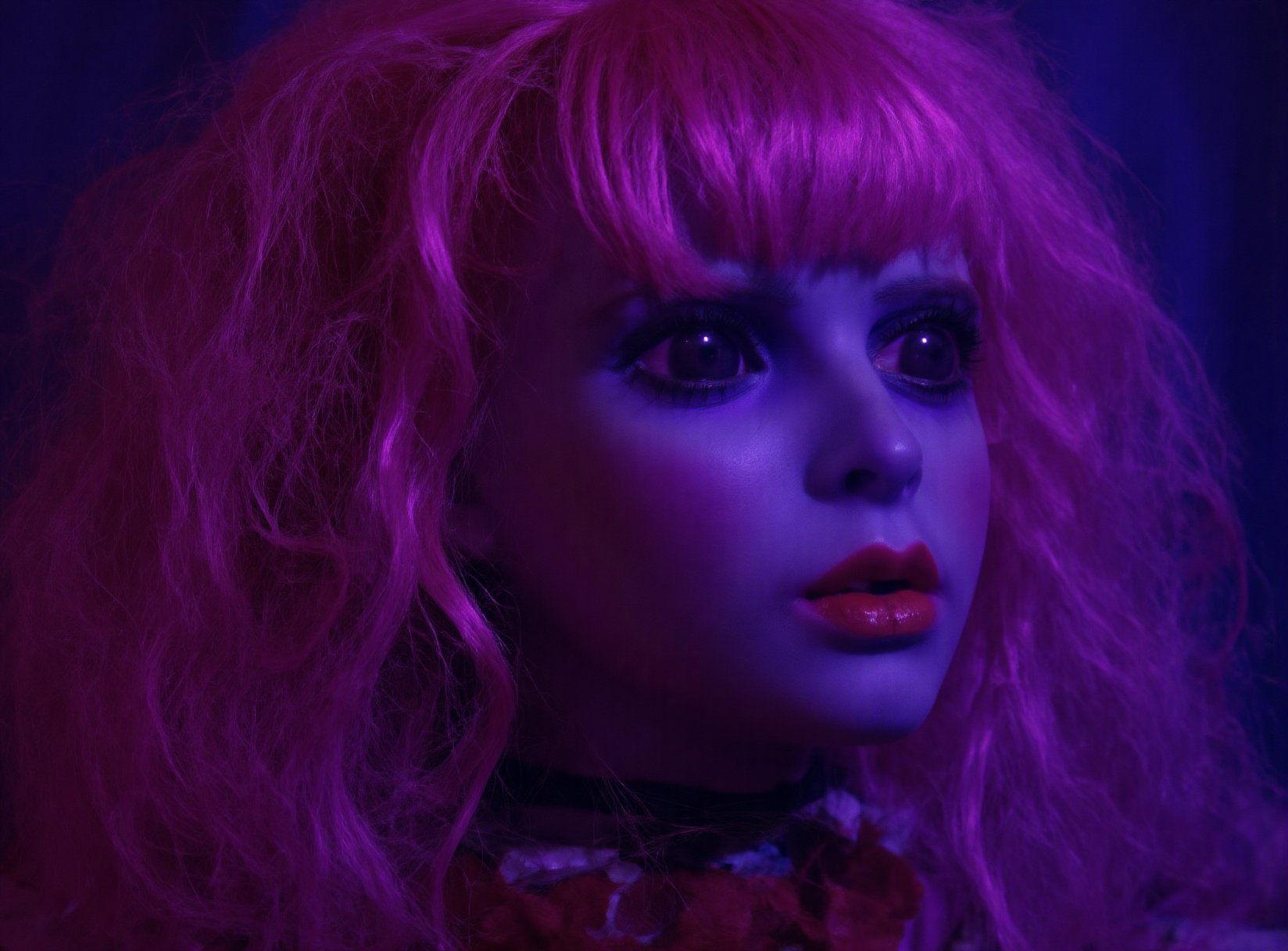 Super detailed, super realistic, beautiful purple skinned girl with long curly pink hair and blunt bangs, red lipstick,
 almond eyes, ((over-sized eyes)),horror face,80horror