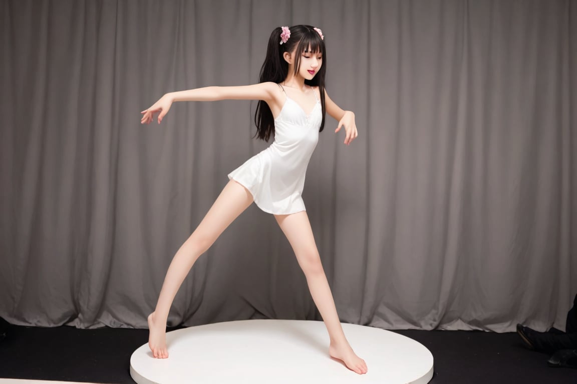 Mannequin Girl, dancing pose