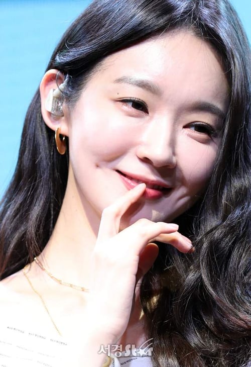 Kang Min-kyung by Ai Lover on Tensor.Art
