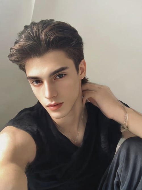 HandsomeMaleCharacter_V1 by FantacyDreams on Tensor.Art
