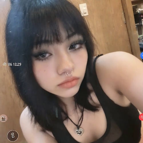Luuv 🚬 by user_913038991459151237 on Tensor.Art