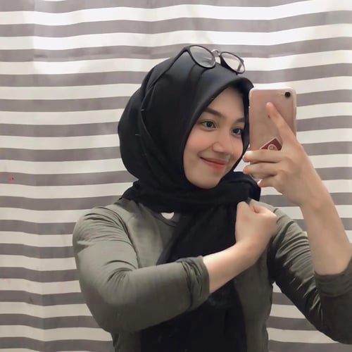 hijab indo gym by sprmxy on Tensor.Art