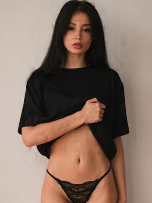 female models by user_962961393500345146 on Tensor.Art