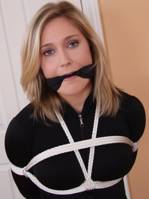 Cleave gag - Qwen 2512 by z-krd on Tensor.Art