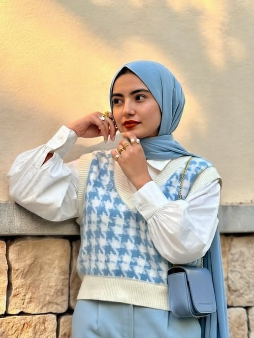Hijab Zarina by Naziya on Tensor.Art