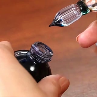 Masterpiece, high resolution animation, super high resolution rendering, finger holding ink bottle, finger holding glass pen