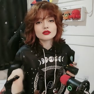 r4luc4, black eyes, red hair, black blouse, lipstick,