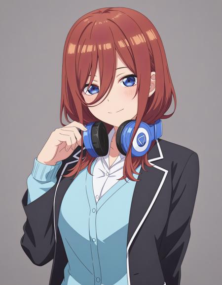 Miku Nakano (中なか野の 三み玖) - 5Toubun no Hanayome